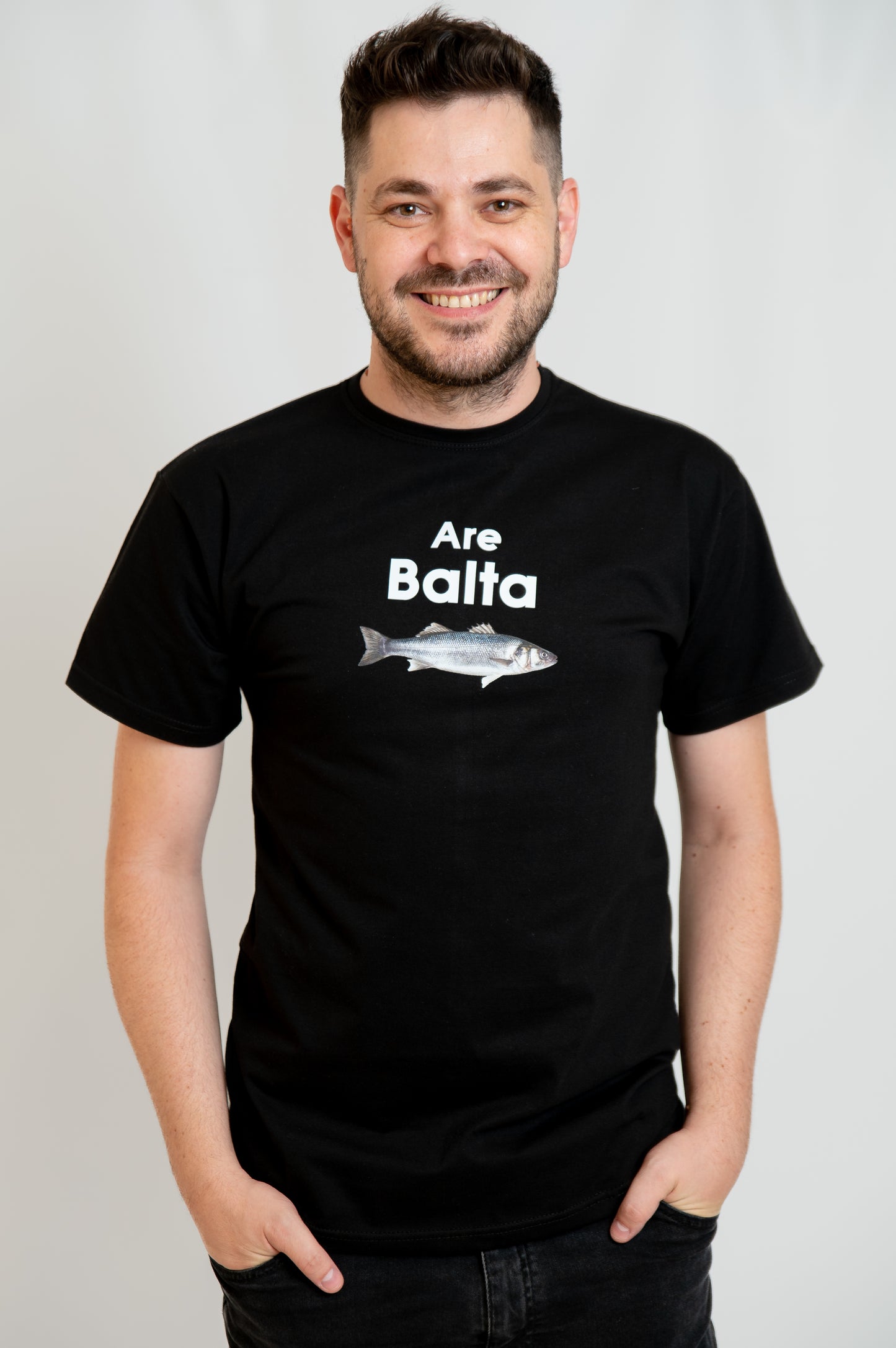 Tricou Are balta ...