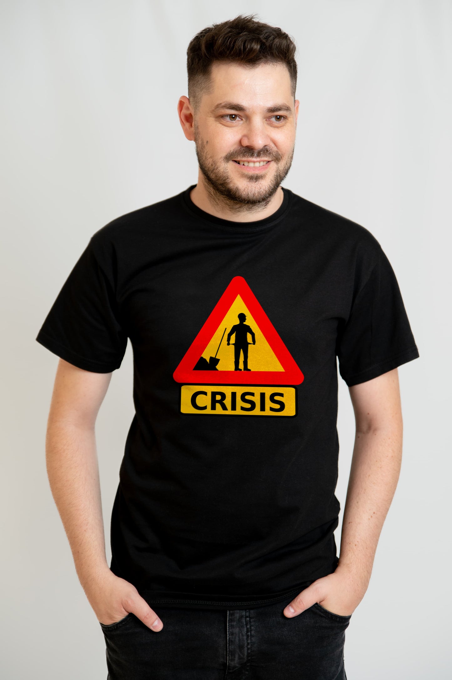 Tricou Personalizat DTF Negru – Design „Crisis” cu Grafic Amuzant